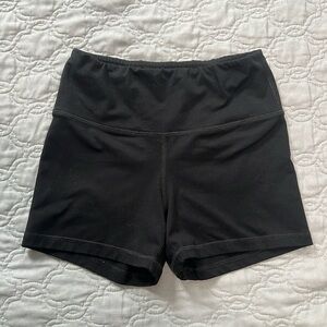 Black size small fleo shorts